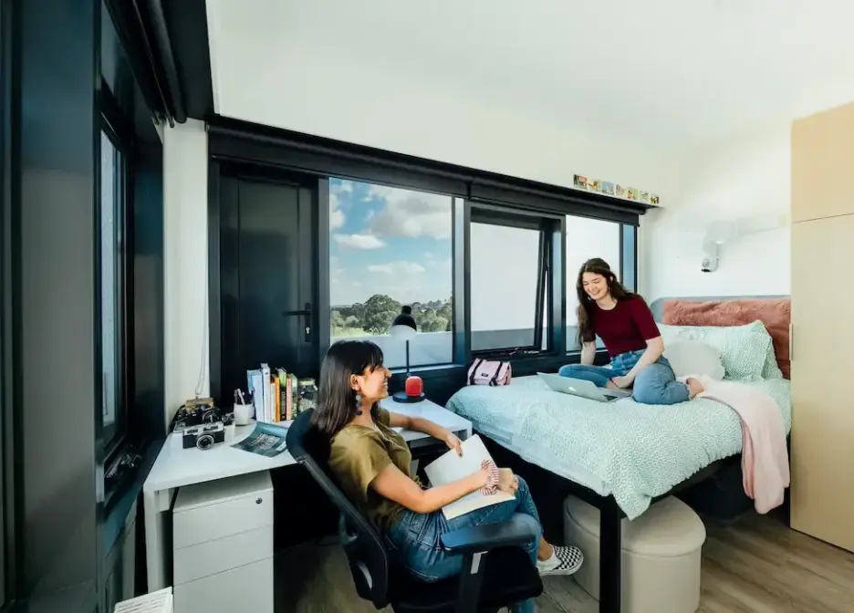 Accommodation & Arrival